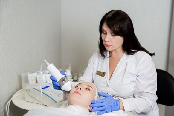 Conducting cold -facial therapy